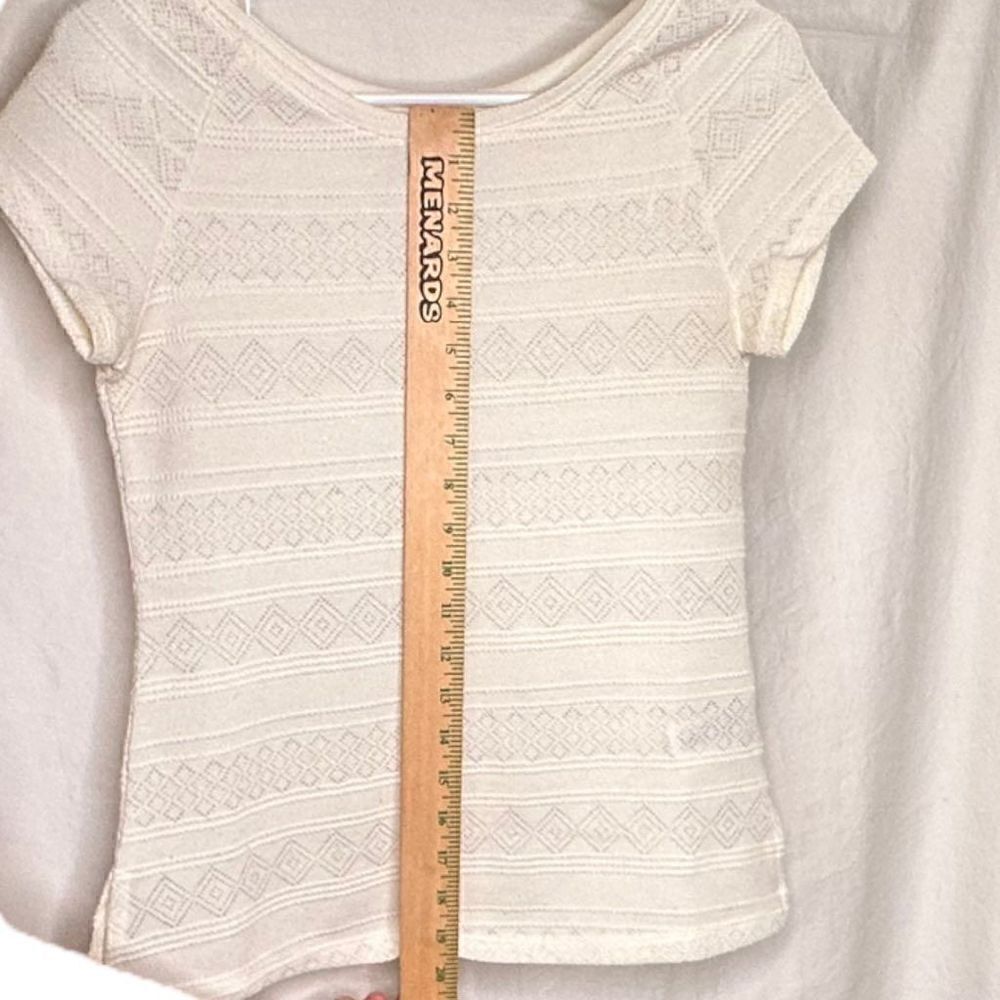 H&M short sleeve lightweight sweater cream women’s size small - Picture 9 of 9